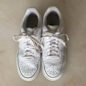 Nike Air Force 1 size 8.5